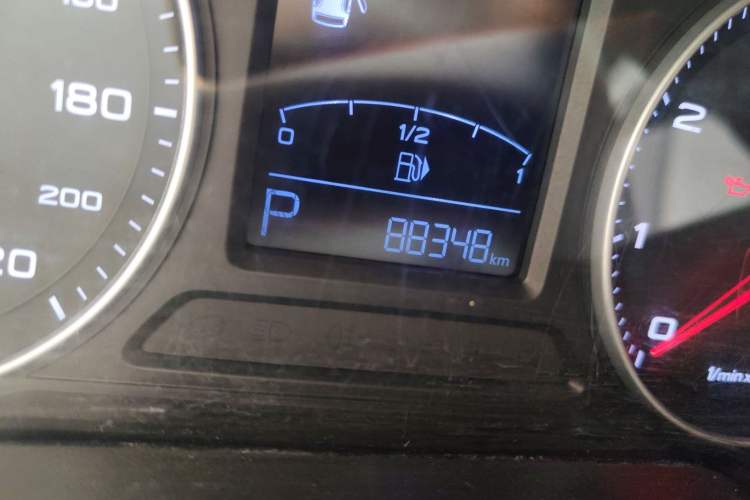 Used Roewe RX3 2018 1.6L CVT Flagship Edition Odometer Close Up