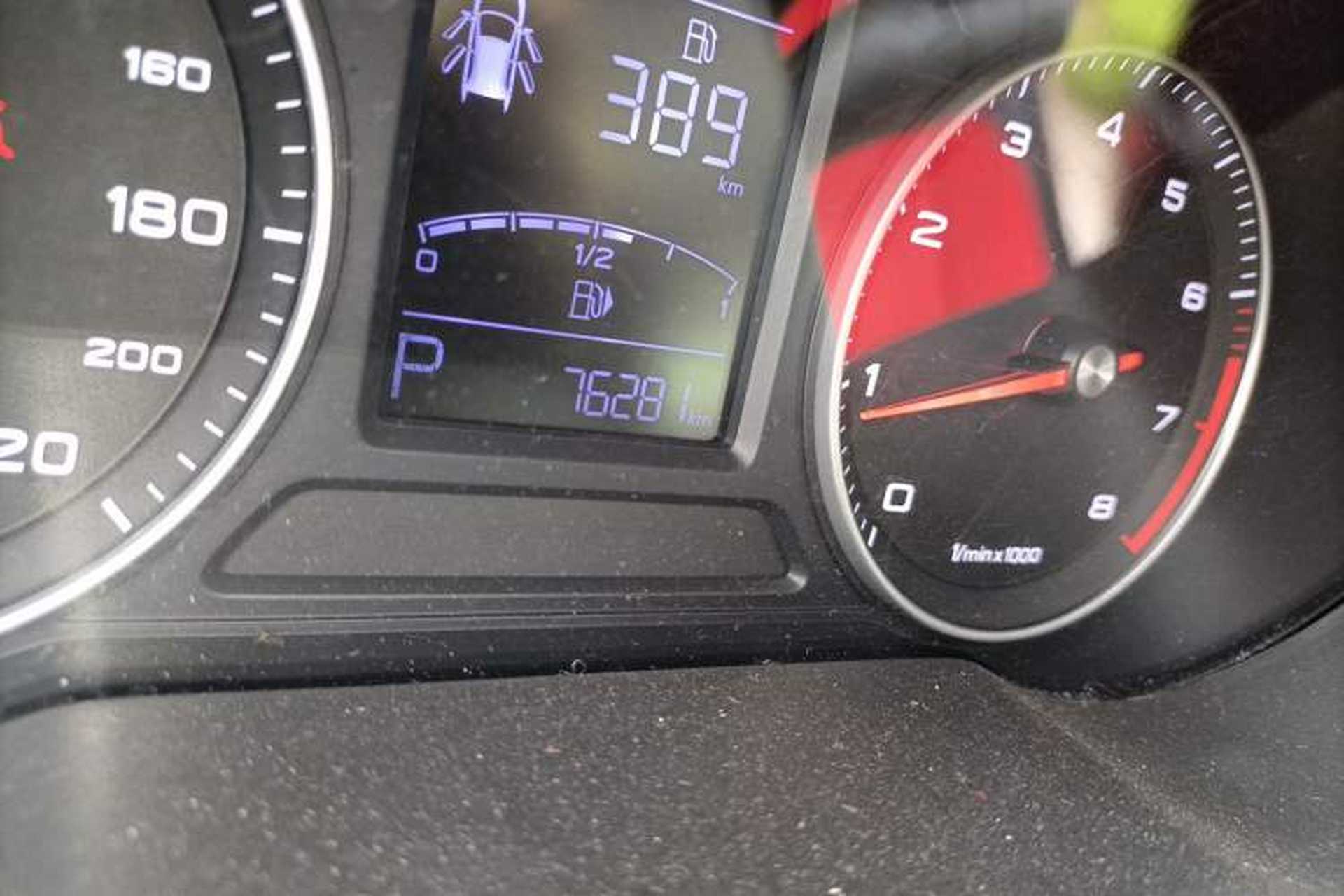 Used Roewe RX3 2018 1.6L CVT Flagship Edition Odometer Close Up