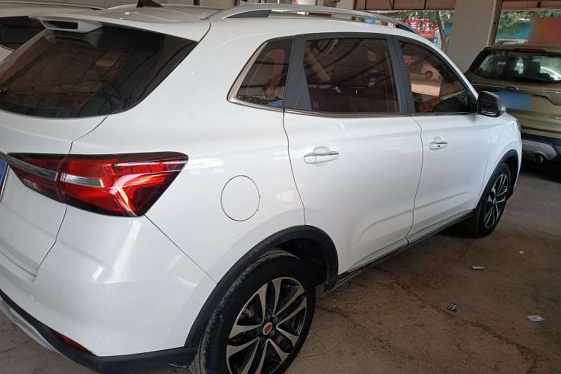 Used Roewe RX3 2018 1.6L CVT Flagship Edition Rear Right 45 Deg