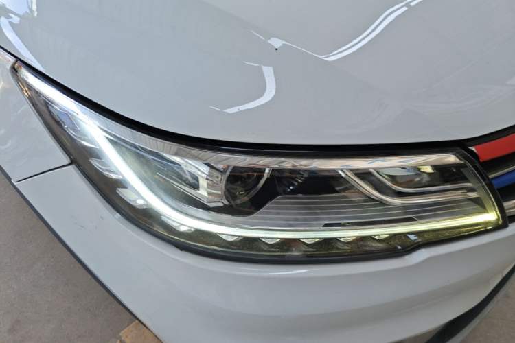Used Roewe RX3 2018 1.6L CVT Flagship Edition Right Front Headlight