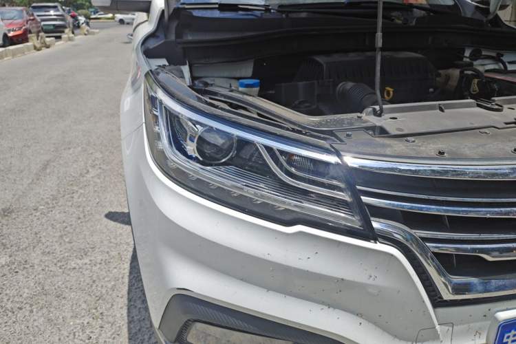 Used Roewe RX3 2018 1.6L CVT Internet Smart Edition Right Front Headlight