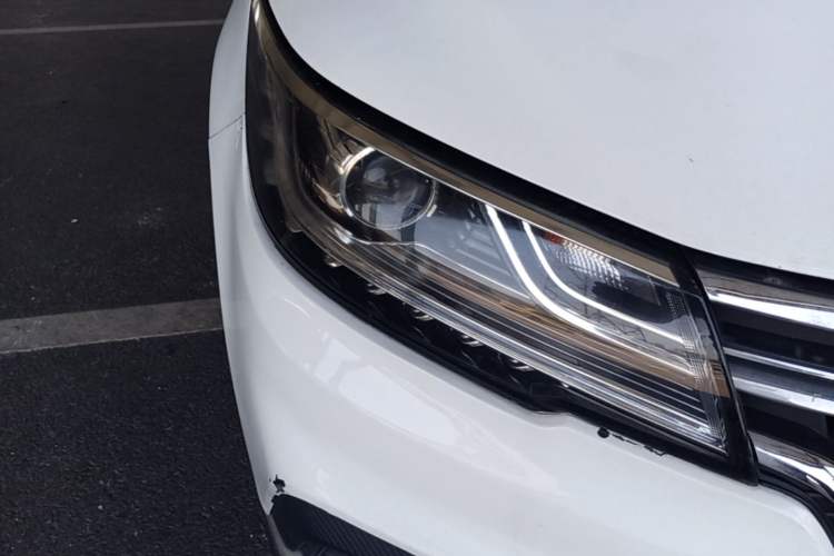Used Roewe RX3 2018 1.6L CVT Flagship Edition Right Front Headlight