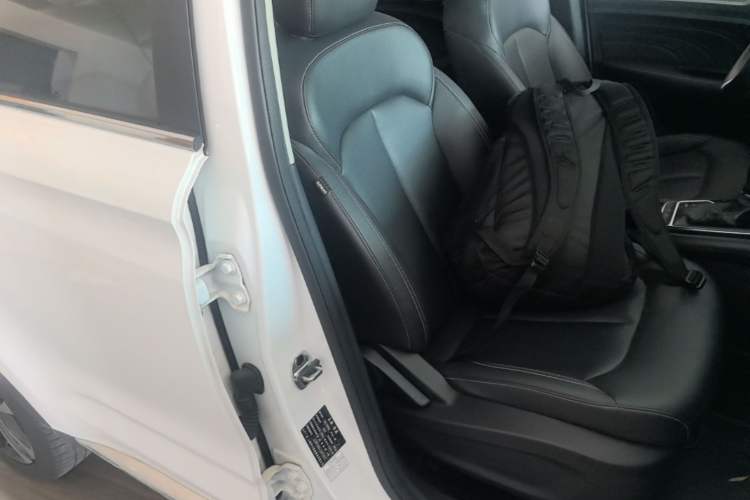 Used Roewe RX3 2018 1.6L CVT Flagship Edition Right Front Seat