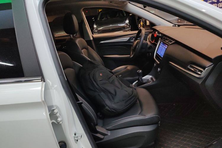Used Roewe RX3 2018 1.6L Manual Flagship Edition Right Front Seat