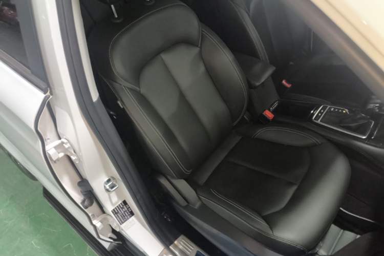 Used Roewe RX3 2018 1.6L CVT Flagship Edition Right Front Seat