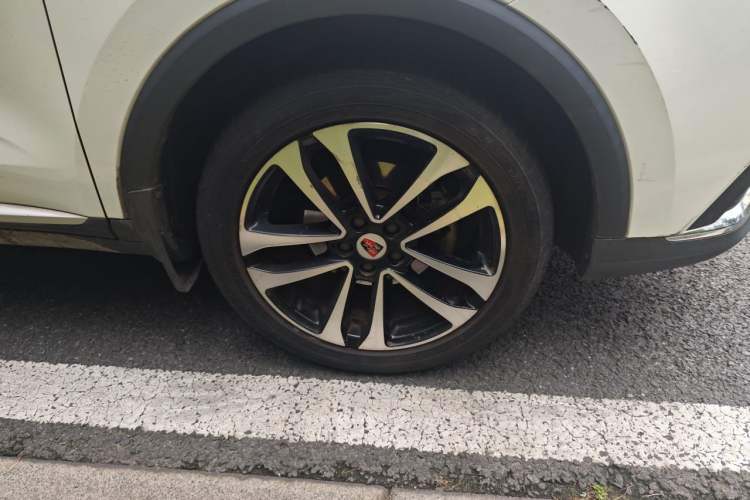 Used Roewe RX3 2018 1.6L CVT Internet Smart Edition Right Front Wheel Hub