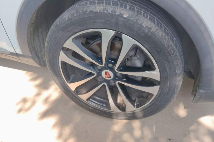 Used Roewe RX3 2018 1.6L CVT Flagship Edition Right Front Wheel Hub