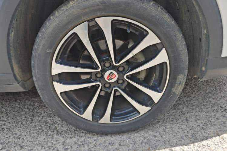 Used Roewe RX3 2018 1.6L CVT Internet Smart Edition Right Front Wheel Hub
