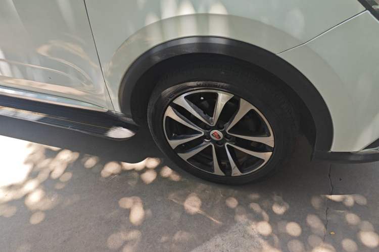 Used Roewe RX3 2018 1.6L Manual Internet Smart Edition Right Front Wheel Hub