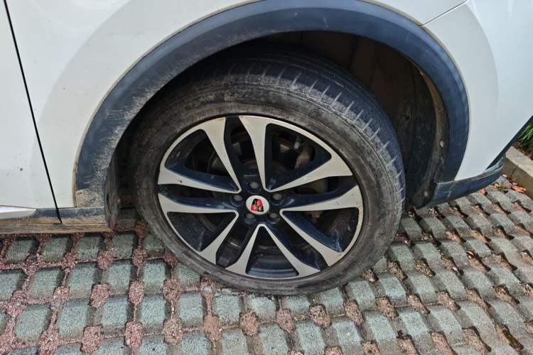 Used Roewe RX3 2018 1.6L Manual Internet Smart Edition Right Front Wheel Hub