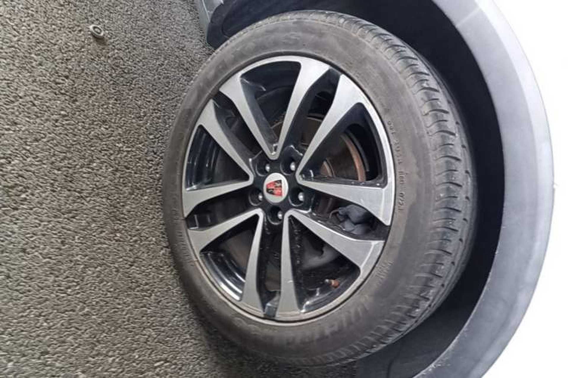 Used Roewe RX3 2018 1.6L CVT Flagship Edition Right Front Wheel Hub