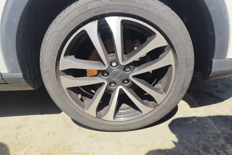 Used Roewe RX3 2018 1.6L Manual Flagship Edition Right Front Wheel Hub