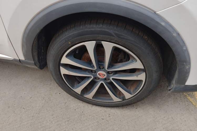 Used Roewe RX3 2018 1.6L CVT Flagship Edition Right Front Wheel Hub