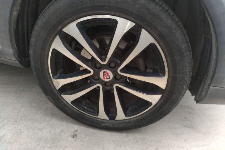 Used Roewe RX3 2018 1.6L CVT Internet Smart Edition Right Front Wheel Hub