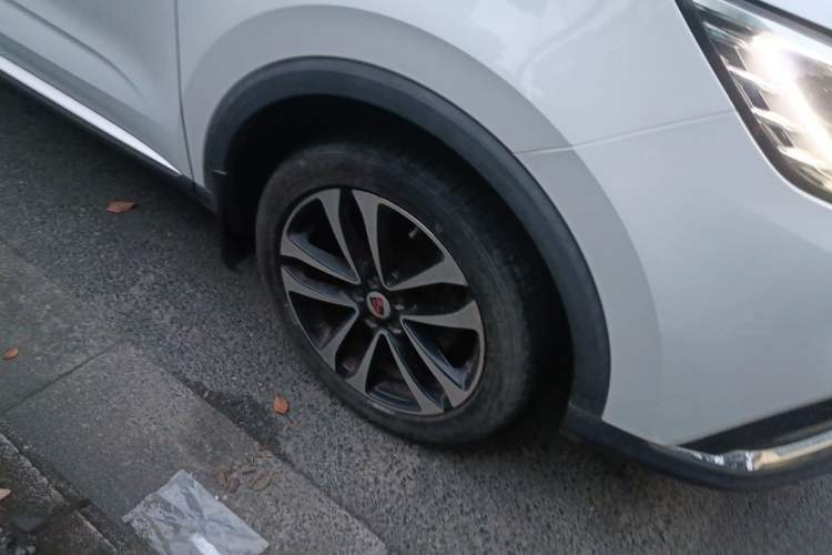 Used Roewe RX3 2018 1.6L CVT Internet Smart Edition Right Front Wheel Hub