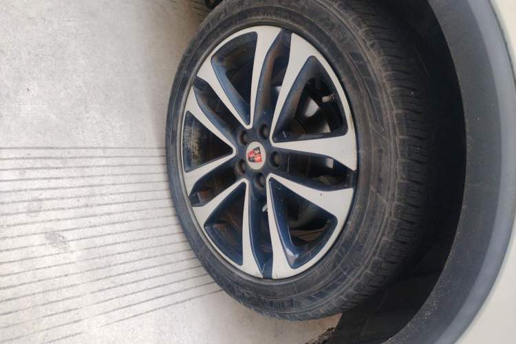 Used Roewe RX3 2018 1.6L CVT Flagship Edition Right Front Wheel Hub