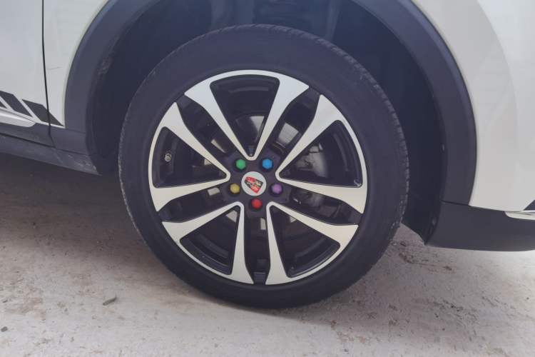 Used Roewe RX3 2018 1.6L CVT Flagship Edition Right Front Wheel Hub