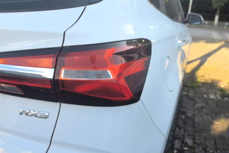 Used Roewe RX3 2018 1.6L CVT Flagship Edition Right Rear Taillight