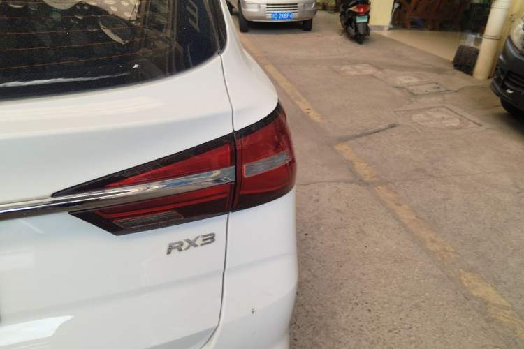 Used Roewe RX3 2018 1.6L CVT Internet Smart Edition Right Rear Taillight
