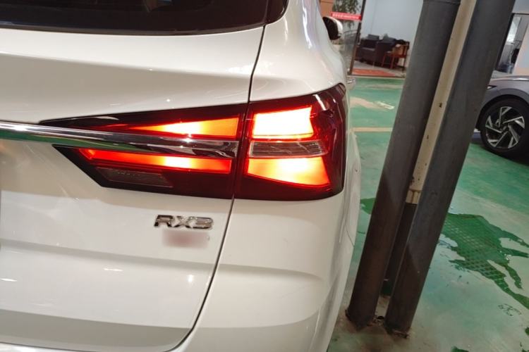 Used Roewe RX3 2018 18T Automatic Internet ZhiZun Edition Right Rear Taillight