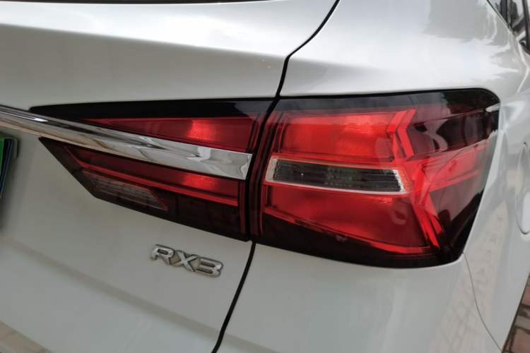 Used Roewe RX3 2018 1.6L Manual Flagship Edition Right Rear Taillight