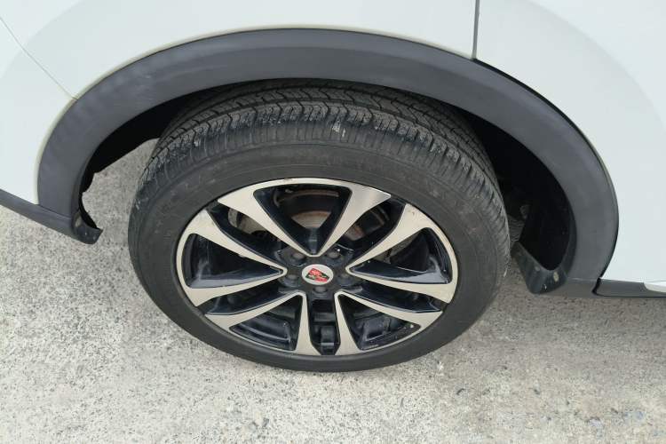 Used Roewe RX3 2018 1.6L Manual Flagship Edition Right Rear Wheel Hub