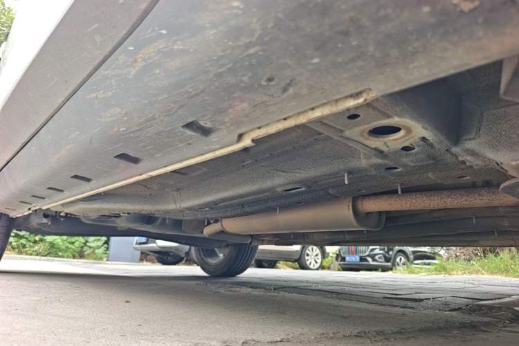 Used Roewe RX3 2018 1.6L CVT Flagship Edition Right Side Sill