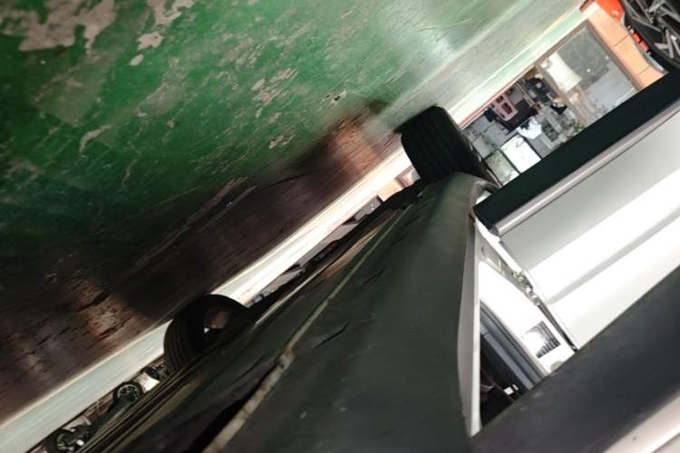 Used Roewe RX3 2018 18T Automatic Internet ZhiZun Edition Right Side Sill