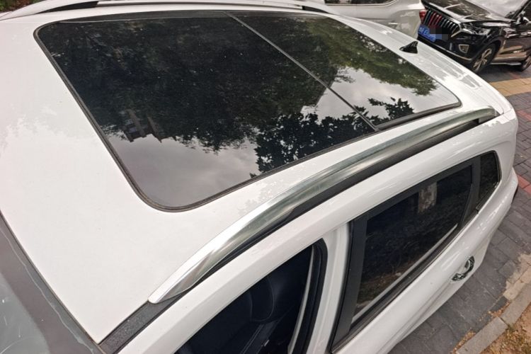 Used Roewe RX3 2018 1.6L CVT Flagship Edition Roof