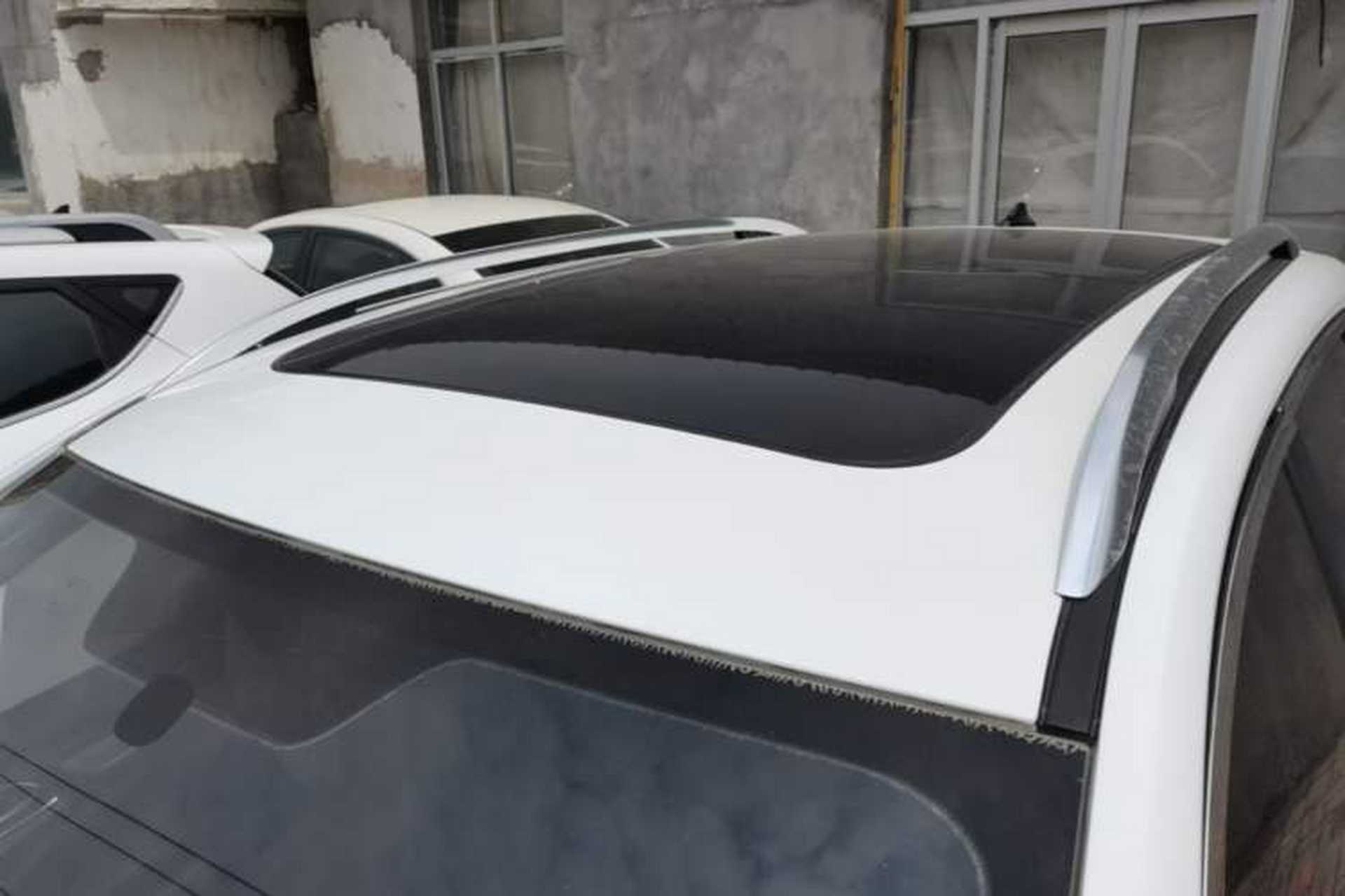 Used Roewe RX3 2018 1.6L Manual Flagship Edition Roof