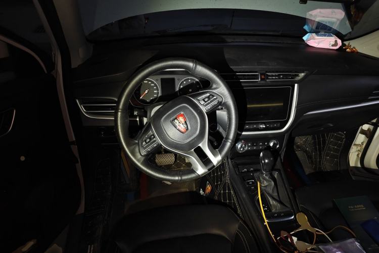 Used Roewe RX3 2018 1.6L CVT Flagship Edition Steering Wheel