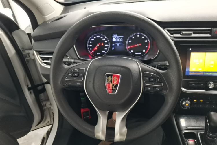 Used Roewe RX3 2018 18T Automatic Flagship Model Steering Wheel