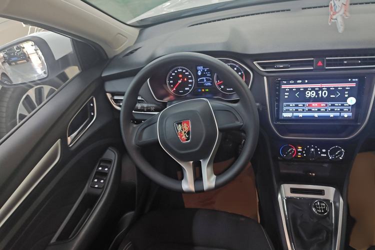 Used Roewe RX3 2018 1.6L Manual Entry-Level Model Steering Wheel