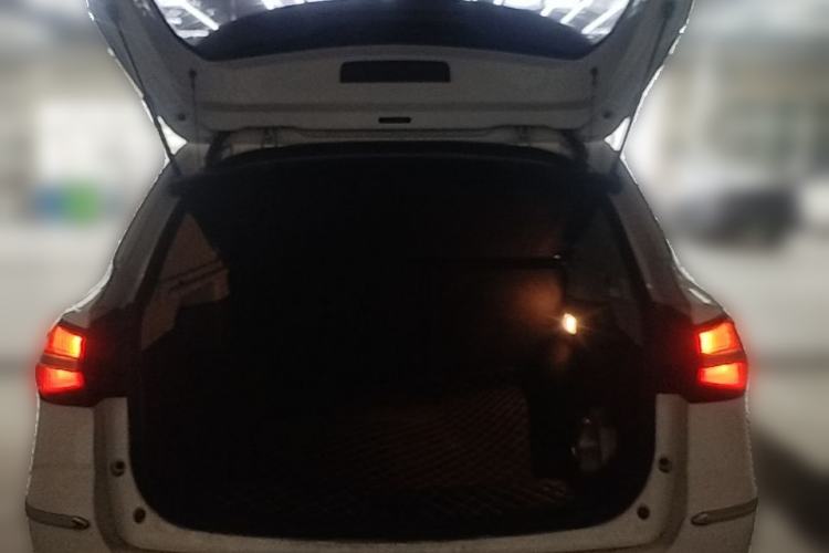 Used Roewe RX3 2018 1.6L CVT Flagship Edition Trunk