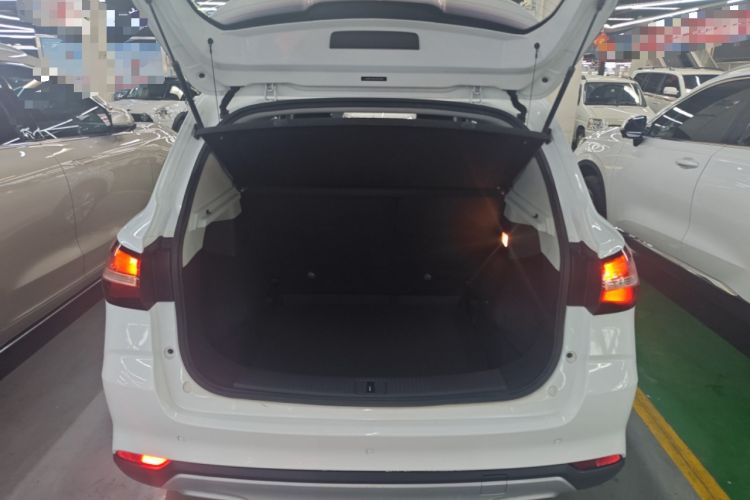 Used Roewe RX3 2018 1.6L Manual Entry-Level Model Trunk