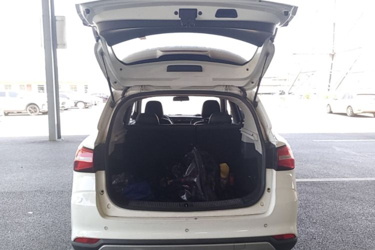 Used Roewe RX3 2018 1.6L CVT Flagship Edition Trunk