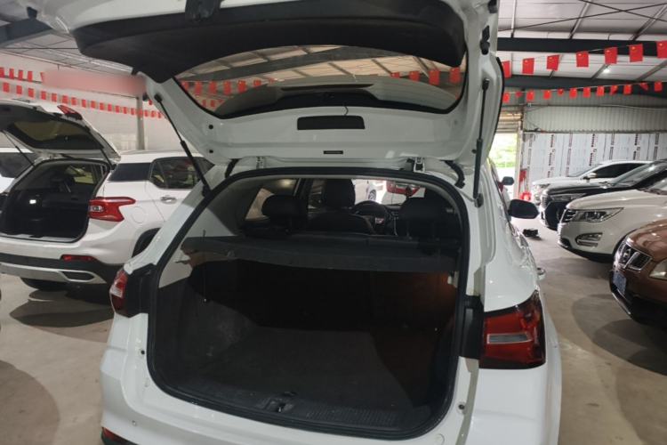 Used Roewe RX3 2018 1.6L CVT Flagship Edition Trunk