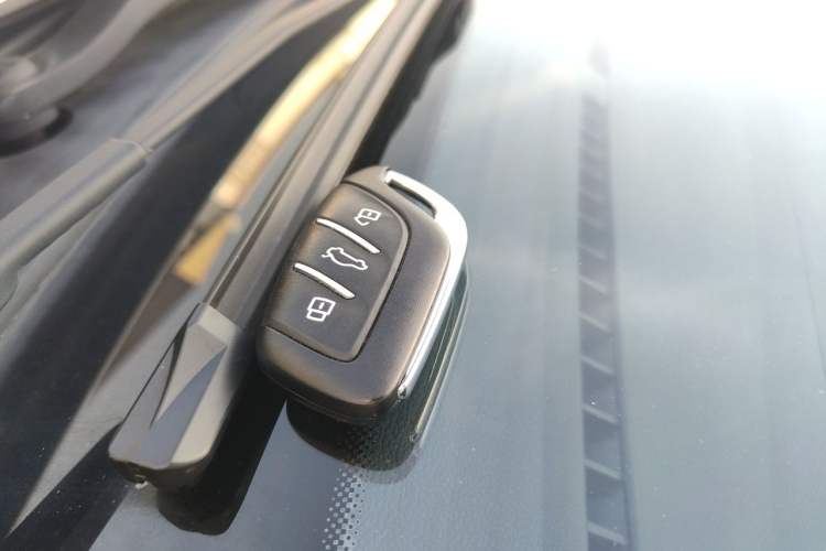 Used Roewe RX3 2018 1.6L CVT Internet Smart Edition Vehicle Key
