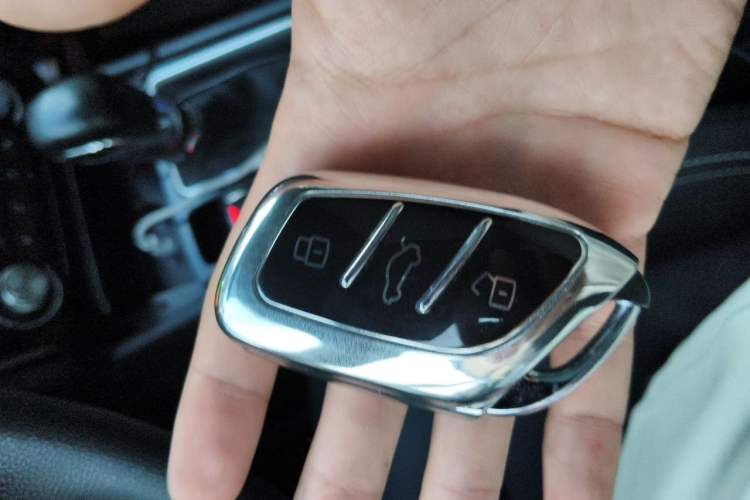 Used Roewe RX3 2018 1.6L CVT Flagship Edition Vehicle Key
