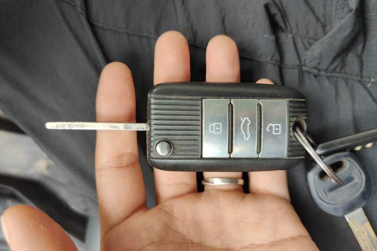 Used Roewe RX3 2018 1.6L Manual Internet Smart Edition Vehicle Key