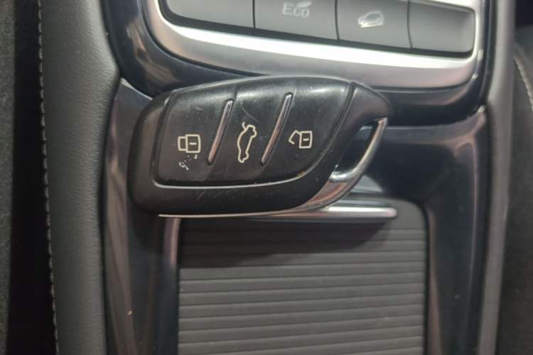 Used Roewe RX3 2018 1.6L CVT Flagship Edition Vehicle Key