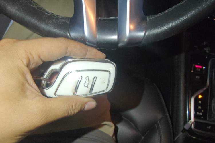 Used Roewe RX3 2018 1.6L CVT Internet Smart Edition Vehicle Key