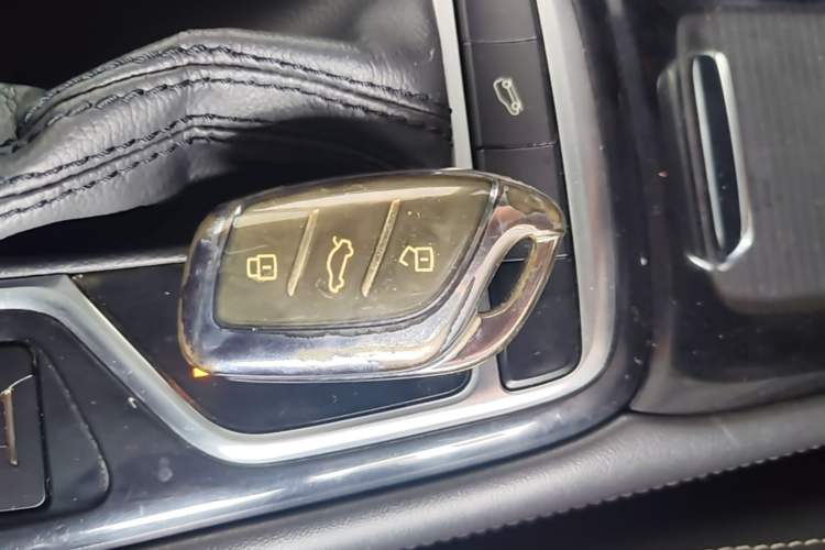 Used Roewe RX3 2018 1.6L CVT Flagship Edition Vehicle Key