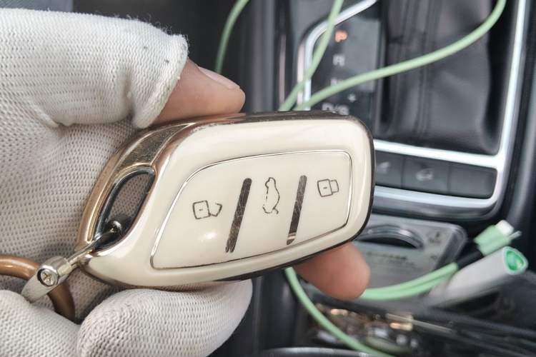 Used Roewe RX3 2018 1.6L CVT Internet Smart Edition Vehicle Key
