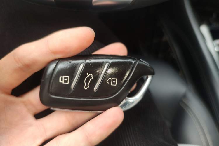 Used Roewe RX3 2018 1.6L CVT Internet Smart Edition Vehicle Key