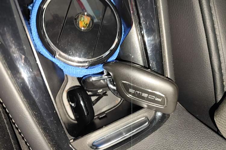 Used Roewe RX3 2018 18T Automatic Internet Smart Edition Vehicle Key