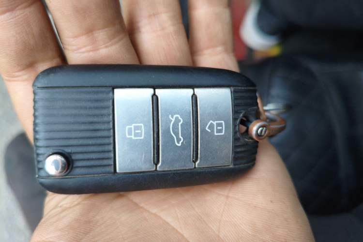 Used Roewe RX3 2018 1.6L Manual Flagship Edition Vehicle Key