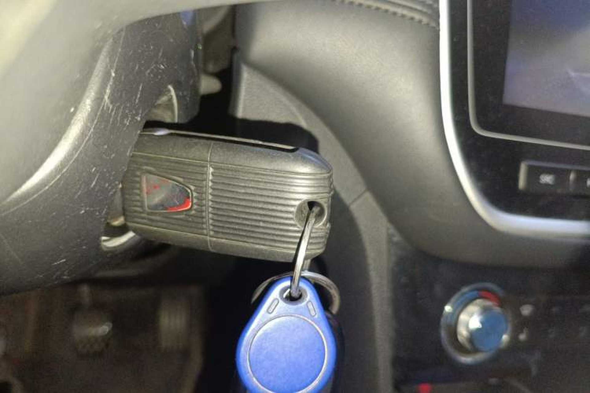 Used Roewe RX3 2018 1.6L Manual Flagship Edition Vehicle Key
