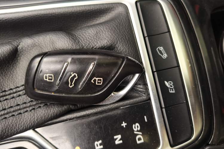 Used Roewe RX3 2018 1.6L CVT Internet Smart Edition Vehicle Key
