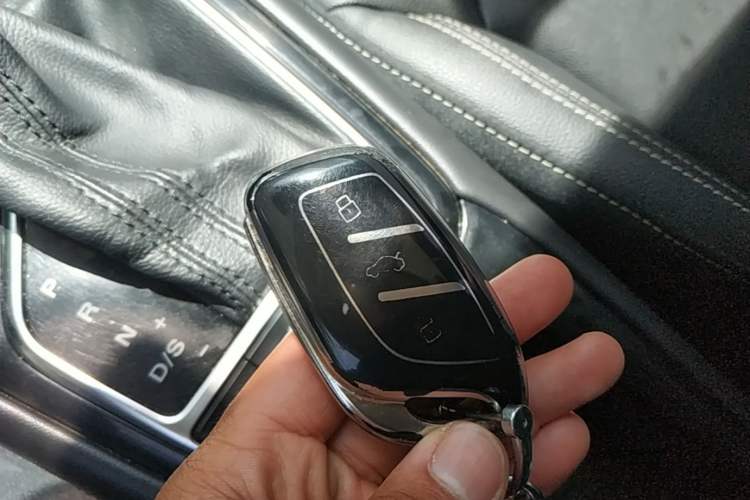 Used Roewe RX3 2018 1.6L CVT Internet Smart Edition Vehicle Key